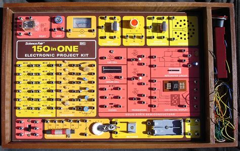 Radio Shack 150 In 1 Project Kit 1976 My Old Science F Flickr