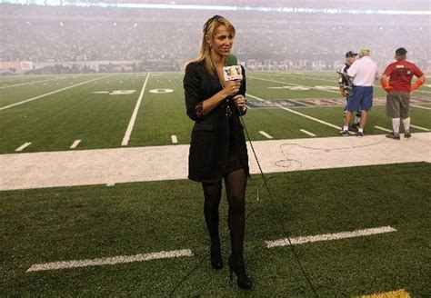 Ines Sainz Will Return To Covering Nfl But Will Keep Interviews