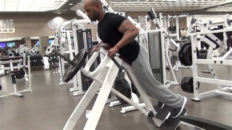 By lisa maloney, cpt updated june 25, 2019. Plate Loaded Incline T Bar Row - YouTube