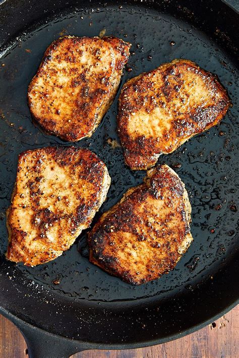 So be prepared to move quickly. Delicious, tender and juicy pan-fried boneless pork chops made in under 10 minutes… | Fried ...
