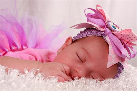 Twisted Branch Photography Baby Angelina New Born Shoot July 16 2011