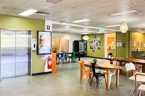 Adelaide Central Yha Fun And Affordable Hostel