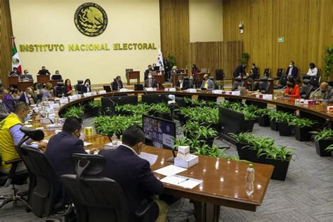 El INE prevé dar a los partidos 6 mil 233 millones de pesos de