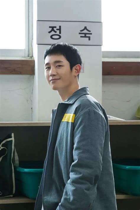 Jung Hae In Rocks Both Prison And Military Uniforms In Prison Playbook Jazminemedia