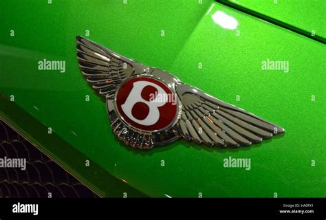 Bentley Emblem Hi Res Stock Photography And Images Alamy