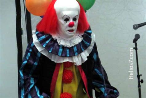 Pennywise The Scary Clown From The Movie It Returns To