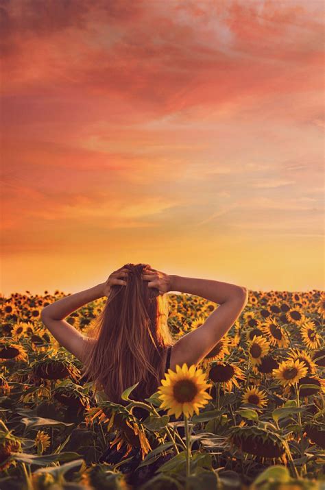 Sunset Girl Sunflower Photography Senior Photography Poses Self