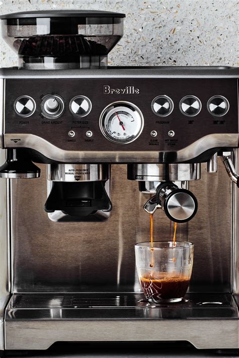 Just like there are a wide variety of coffee shops, there are a wide variety of espresso machines available. Best Espresso Coffee Maker | Home espresso machine ...