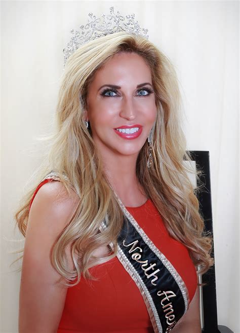 Carla Gonzalez A Triple Crown Holder To Compete In The Mrs Universe