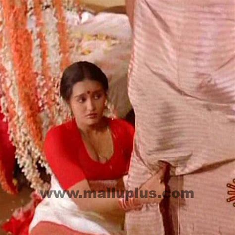 Men Women Photos Tamil Actress Chitra Masala First Night Clip Tamil First Nigh Aunty