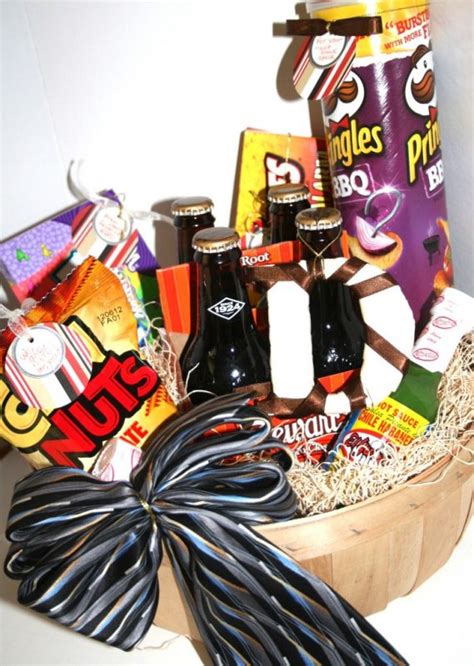 It is a day that commemorates fatherhood and appreciates all in 1966 president lyndon b. Father's Day Gift Basket with Tie Bow | Best Gift Ideas ...