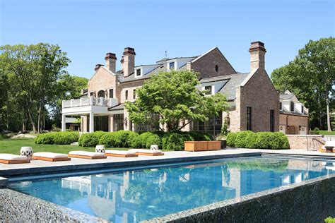 Video Tour Of Tom Bradys Home A More Intimate Look