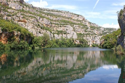 Er ist das zuhause einiger der wahrscheinlich schönsten wasserfälle europas. Krka Wasserfälle - Nationalpark Krka - Fotos & Sehenswertes