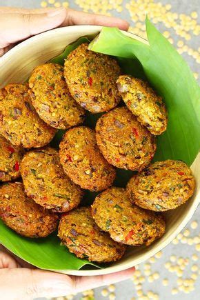 Guiso de lentejas muy bueno para la salud especialmente para las personas con anemia porque las lentejas tienen mucho hierro, y bueno creo que son buenas. Tortitas de Lentejas (Masala Vada) | Receta en 2020 ...