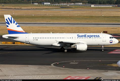 Ly Veb Sunexpress Airbus A320 214 Photo By Daniel Schwinn Id 1007463