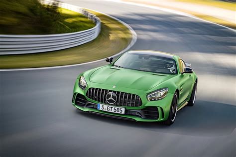 Take A 360 Degree Ride In The Mercedes AMG GT R Autoevolution
