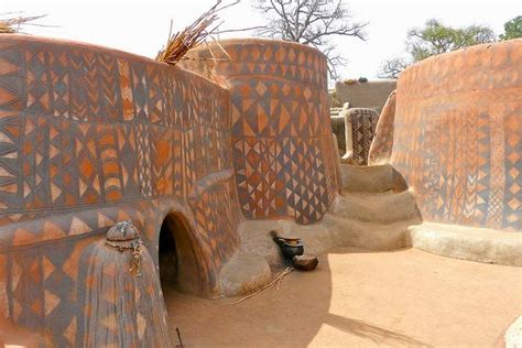 Duke World Tiébélé Painted House Traditional Mud Houses Of Burkina Faso