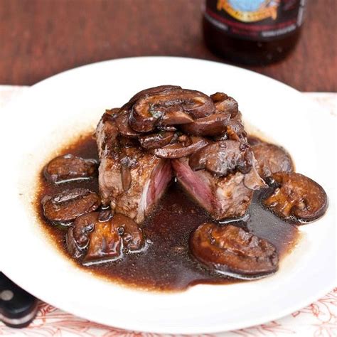 If you're a steak and gravy fan, then these juicy seared ribeye steaks with mushroom gravy sauce are calling your name! Oven Baked Rib Eye Roast with Beer Mushroom Gravy | Recipe ...