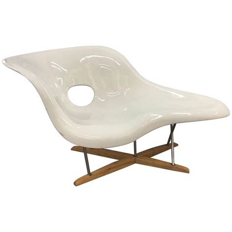 Charles Eames La Chaise White Fiberglass Lounge Chair Mid Century