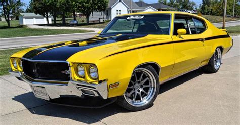 25 Fastest Muscle Cars Of The 60s And 70s Muscle Cars Buick Gsx American Muscle Cars
