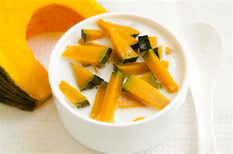 See more ideas about thai dessert, thai recipes dessert, dessert recipes. Thai Sweet Pumpkin Dessert Recipe (Kaeng Buat Fak Thong ...