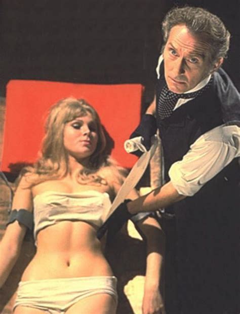 Hammer Horror Films Hammer Films Damsels In Peril Sexy Horror Peter