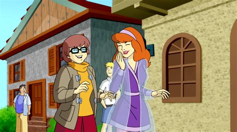 Daphne Blake And Velma Dinkley Scoobypedia Fandom Powered By Wikia