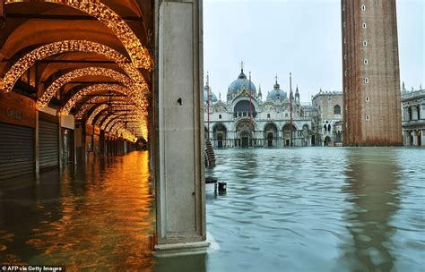 Venice Floods Again St Mark S Square Is Swamped With Water Noti Group