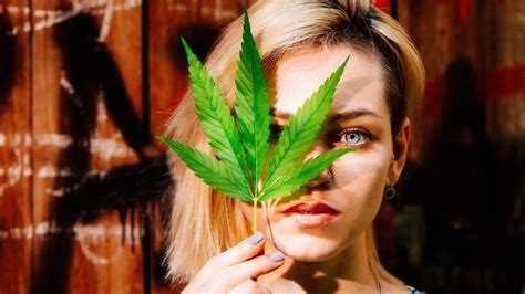 Weed Girls Wallpapers Wallpaper Cave