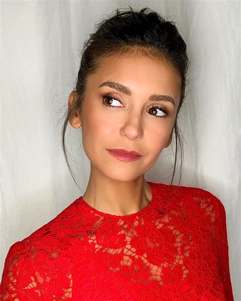 behind the scenes of nina dobrev s critics choice 2019 hair and makeup look allure