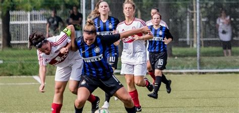 Records held by inter milan are: El Inter de Milan entra en el fútbol femenino con la ...