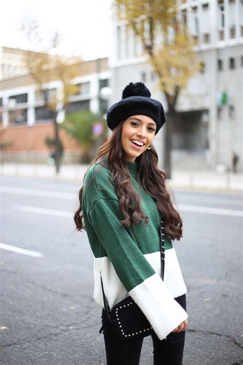 Black Beret For Your Winter Outfits