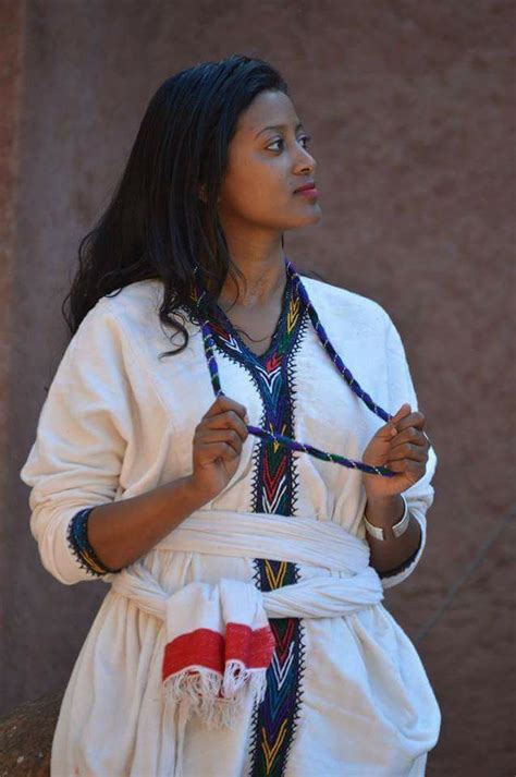 Amhara People S Traditional Clothing Ethiopian Beauty Ethiopian Traditional Dress Ethiopian