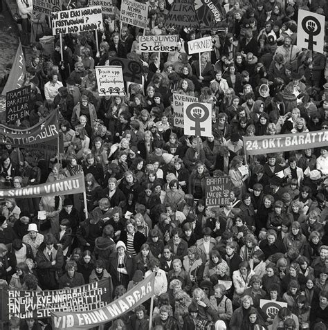 The Day Icelands Women Went On Strike Bbc News