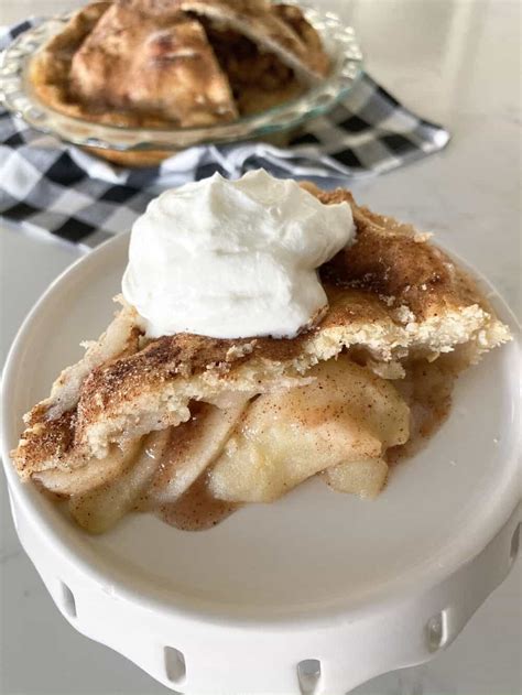 Here is an apple pie recipe that is both easy and sure to please. Homemade Apple Pie Recipe | BEST Apple Pie From Scratch!