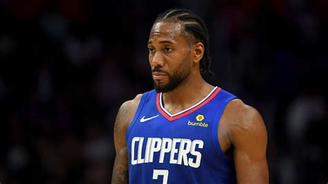 Clippers Kawhi Leonard Sits Out Vs Hawks With Left Knee Contusion