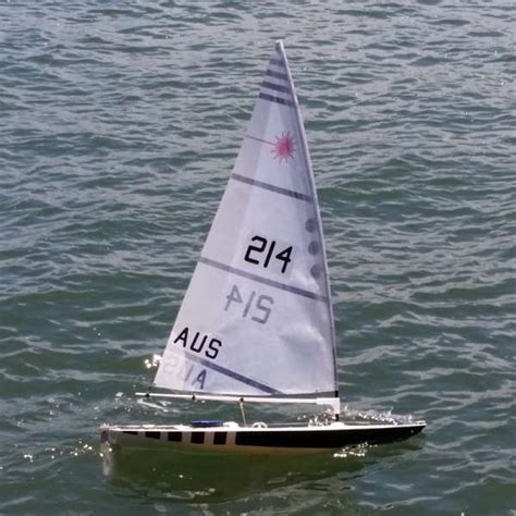 Best Rc Sailboats For 2020 Buyers Guide