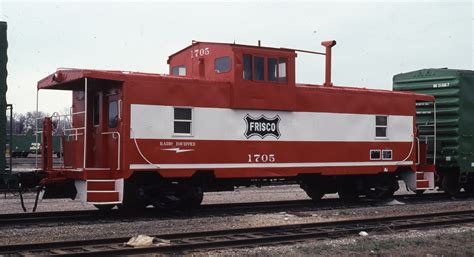 Burlington Northern Caboose Prototype Car No 11711 Trains
