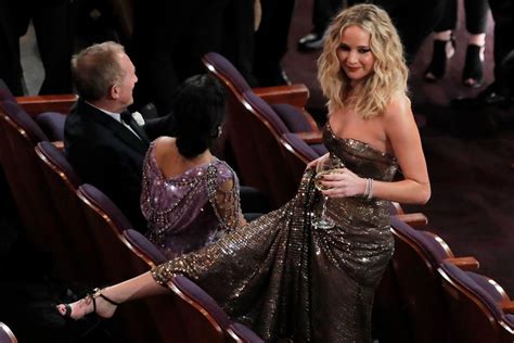 Jennifer Lawrence Avoids Third Fall At The Oscars Page Six