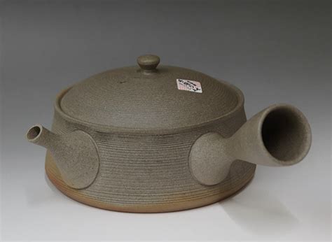 Japanese Pottery Tokoname Kyusu Teapot By Gyokko