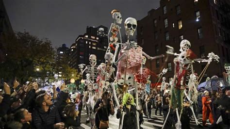 Cu Ndo Y C Mo Ver El Desfile De Halloween En Nueva York Heraldo Usa