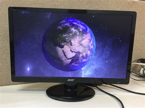 Monitor Acer S220hql 215” Led Backlit Lcd Display Appears To Function