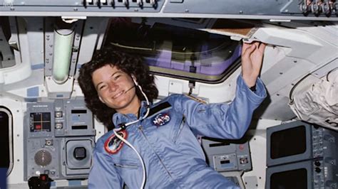 This Day In History Sally Ride Becomes First American Woman In Space Abc13 Houston