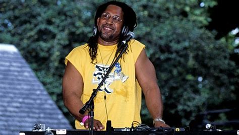 Dj Kool Herc Suing Hbos Vinyl For Using Him As A Character