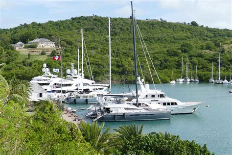 Embrace The Tropical Paradise Of Antigua And Barbuda 🇦🇬 Pristine