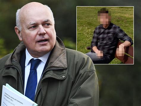Former Tory Leader Iain Duncan Smith Backs Campaign And Says Uk Must Keep Its Word To Help