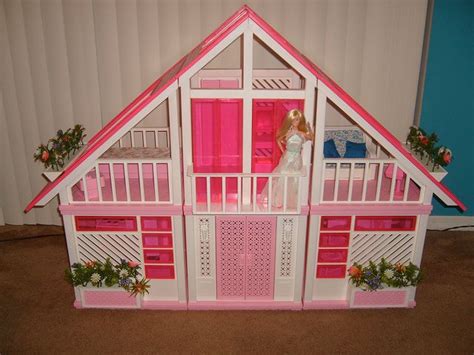 Barbie Dream House Pink Au
