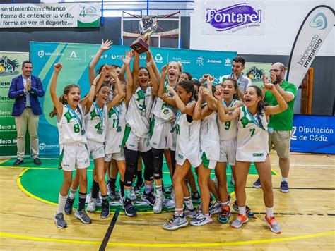Baloncesto La Salle Se Hace Con El Cadeba 2022 Minibasket Femenino