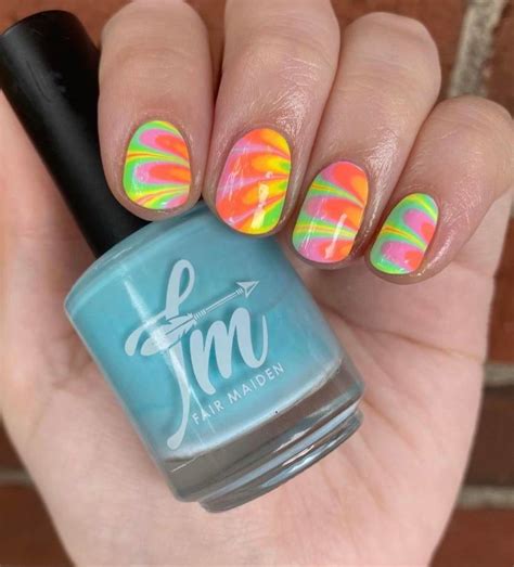 Rainbow Neon Pastel Watermarble 🌈🤍 Rredditlaqueristas