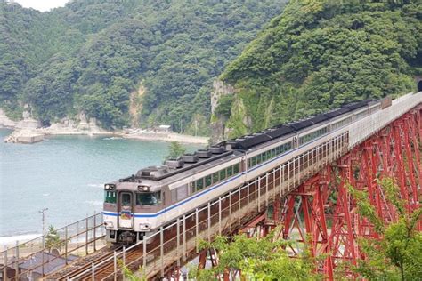 Maybe you would like to learn more about one of these? 兵庫県と沿線六市町、JR西日本の特急「はまかぜ」への新型車両 ...